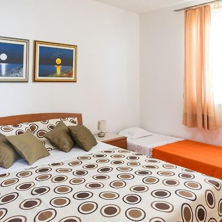Apartments Veronika 帕格 外观 照片