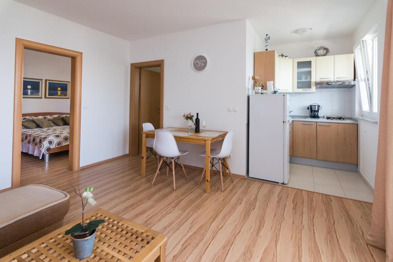 Apartments Veronika 帕格 外观 照片